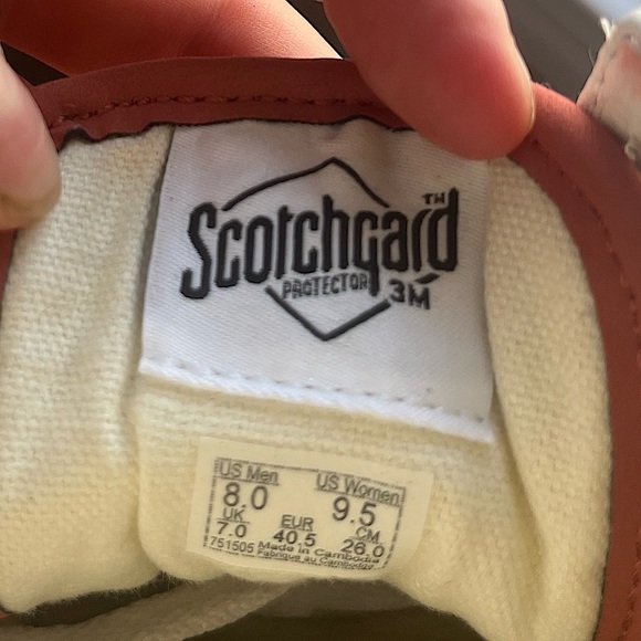 Low top orange/salmon suede Vans - Picture 2 of 5